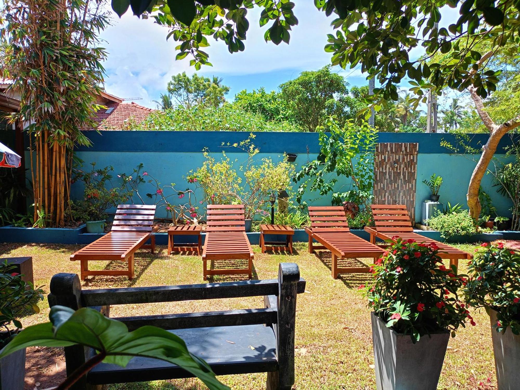 Raj Mahal Inn Wadduwa Exteriör bild