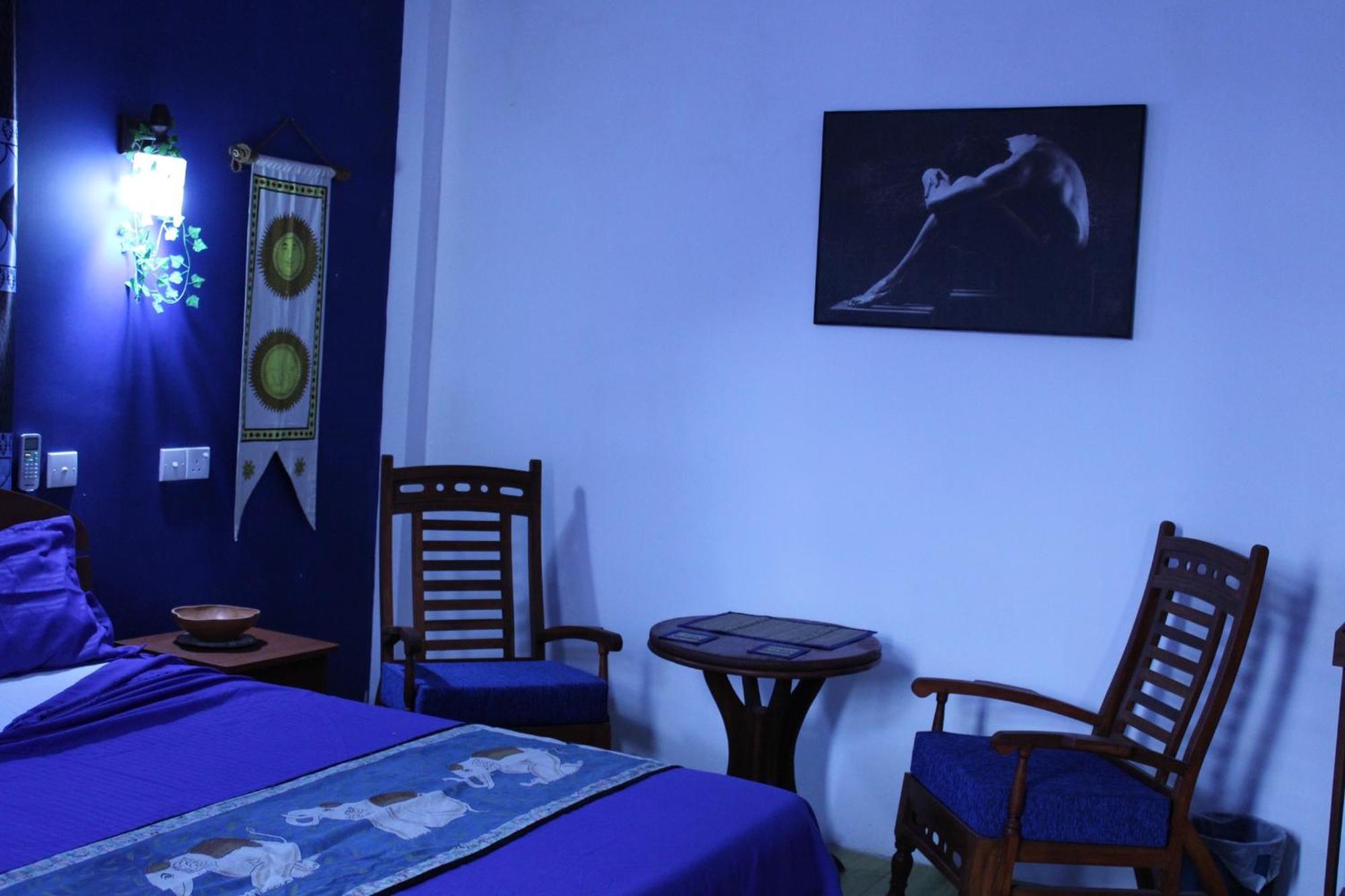 Raj Mahal Inn Wadduwa Exteriör bild